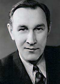 Константин Карельских