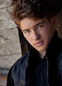 Коди Кристиан