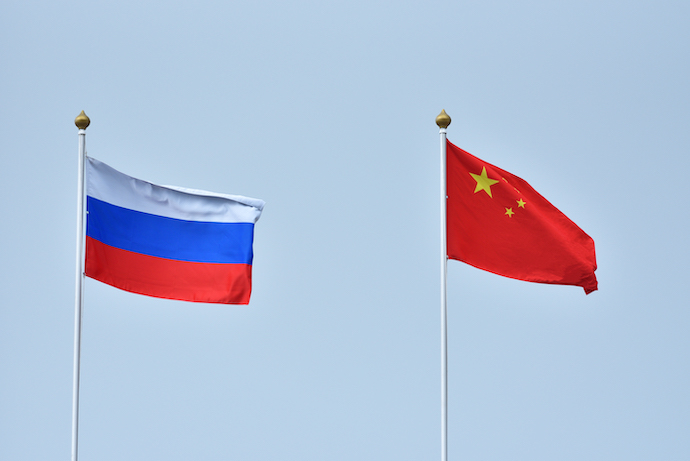 Санкційне відлуння в Китаї, і "стабільна" економіка РФ в кризі: підсумки економічного фронту