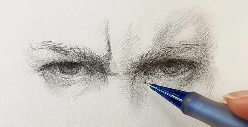 Drawing Facial Expressions Determined Eyes