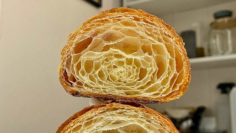 French Pastry - Guide for the creation of Croissants