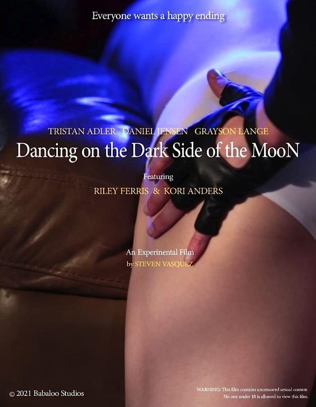 Dancing on the Dark Side of the MooN / Танцы на Темной Стороне Луны (Steven Vasquez, Babaloo Studios) [2021 г., Anal, Asslicking, Feature, Sci-Fi, Erotica, LGBTQ+, 720p, WEBRip]
