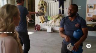 Любовь на огне (2022)