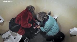 Мокрый пёс (2021)