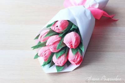 Красивые тюльпаны из гофрированной бумаги 591e26c8825063e017757371bcf9aaf5