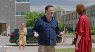 Большой романтичный жест (2022)