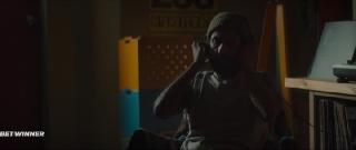 Али и Ава (2021)